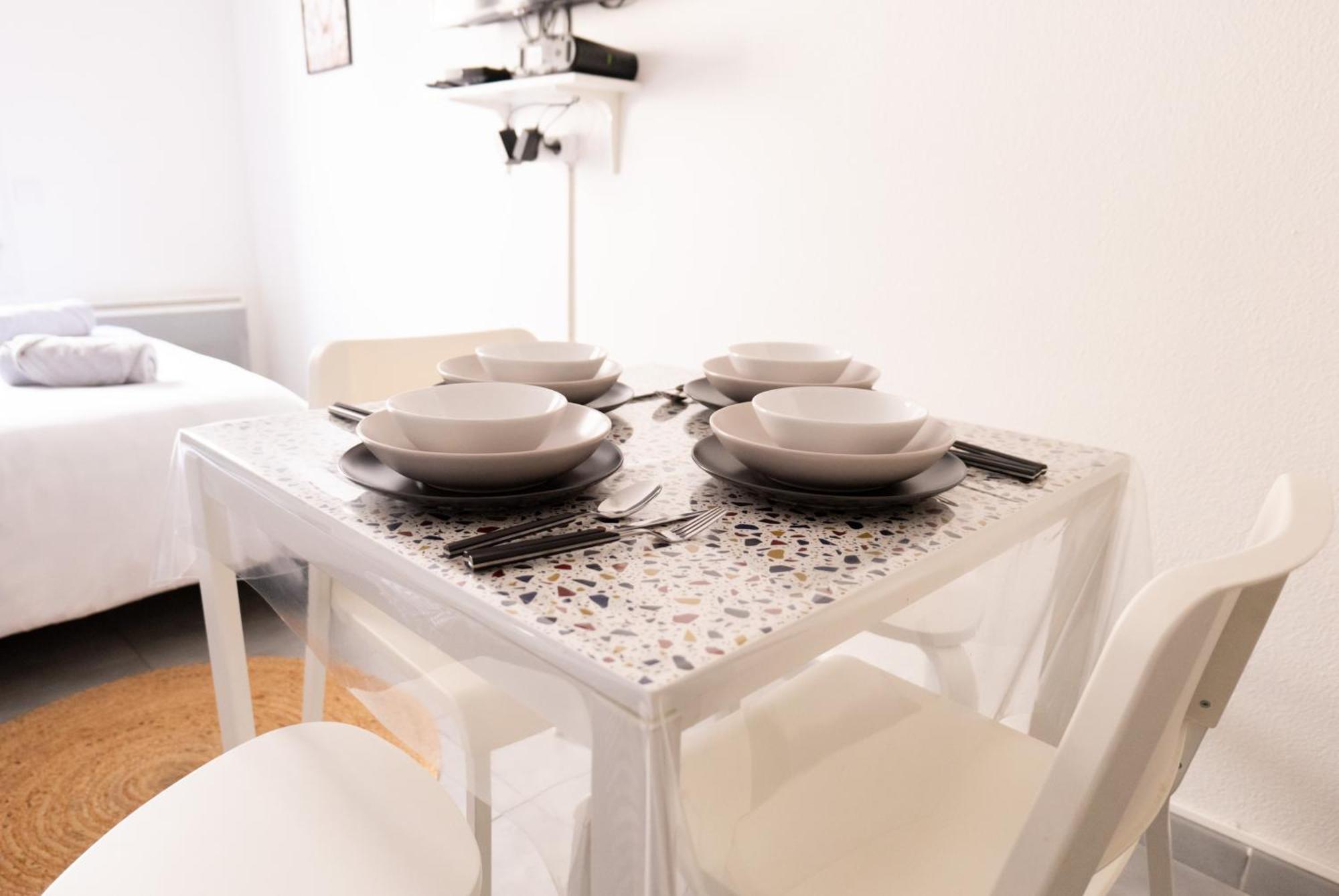 Cosy Appartement - 4 Personnes - Disneyland & Paris Bussy-Saint-Georges Bagian luar foto